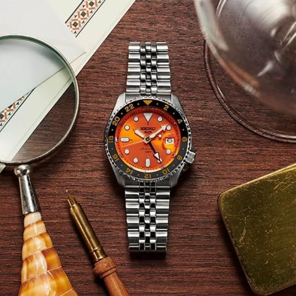 SEIKO 5 SPORTS MEN'S SSK005 AUTOMATIC ORANGE DIAL GMT STAINLESS WATCH - Picture 4 of 7
